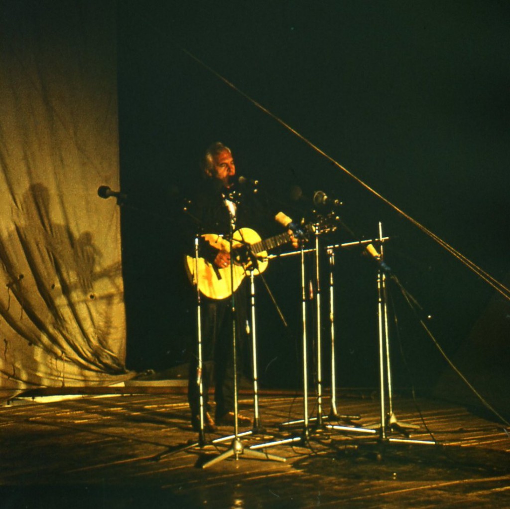 img725